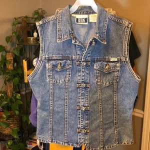 Vtg Bill Blass denim vest, 90’s, fitted, stonewash